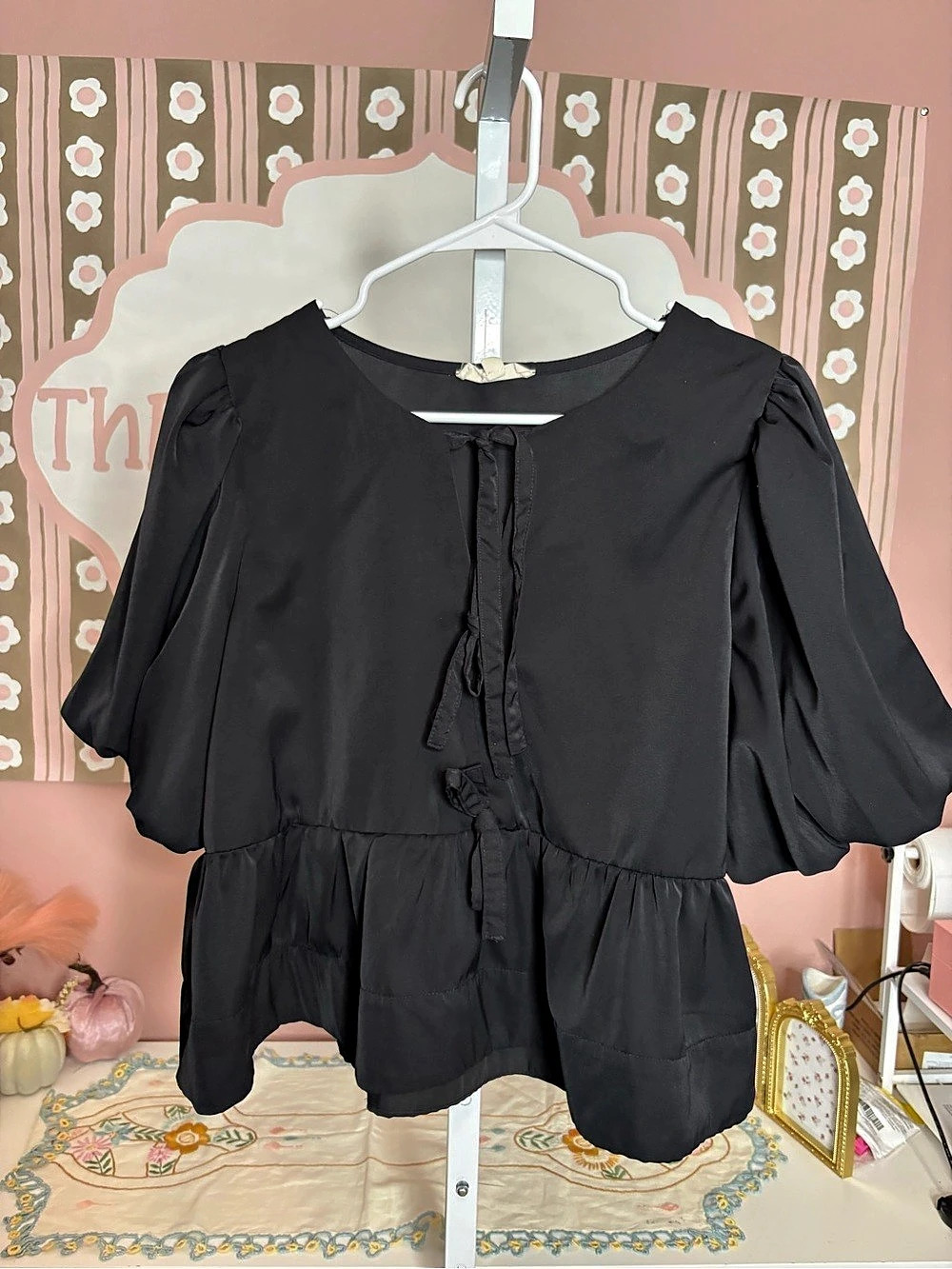 Entro Black Puff Sleeve Blouse